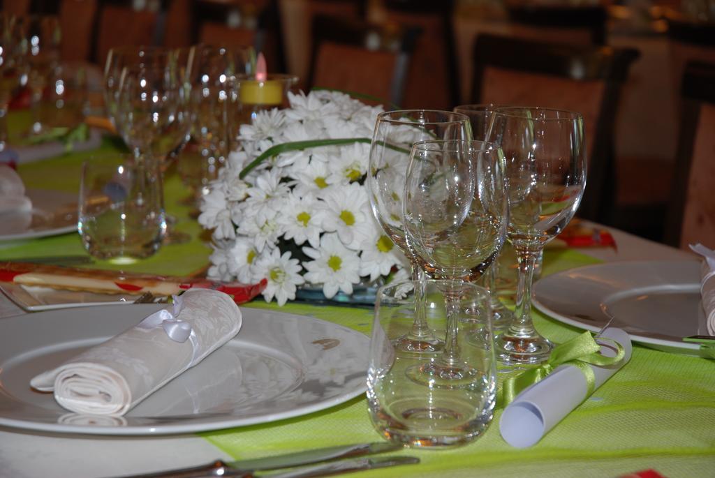 Al Giardino Hotel Fanna Bagian luar foto