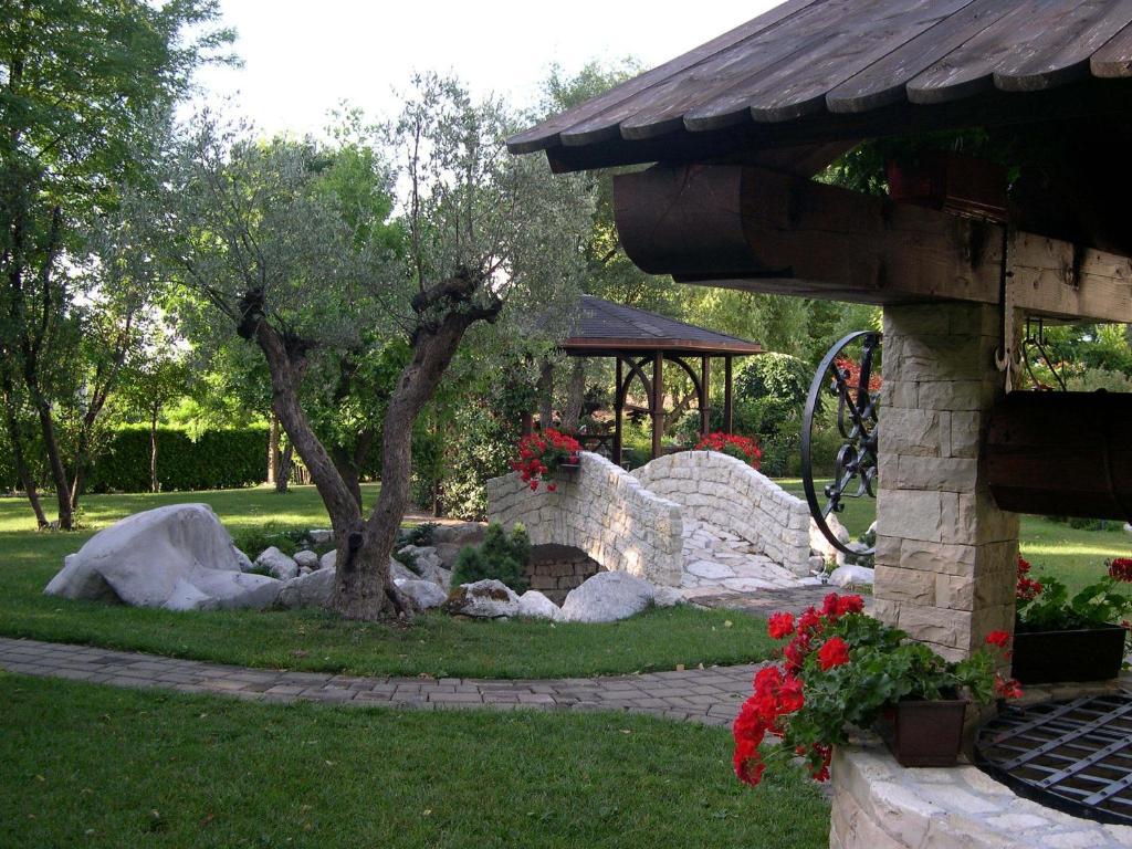 Al Giardino Hotel Fanna Bagian luar foto